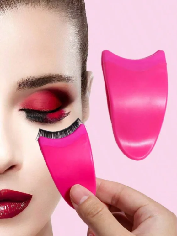 Bright Pink Curved False Lash Applicator Plastic Eyelash Application Guard Anti Smudge Lash Helper Tool Easy Strip Lash Wearing Aid for Daily Eye Makeup Beginner