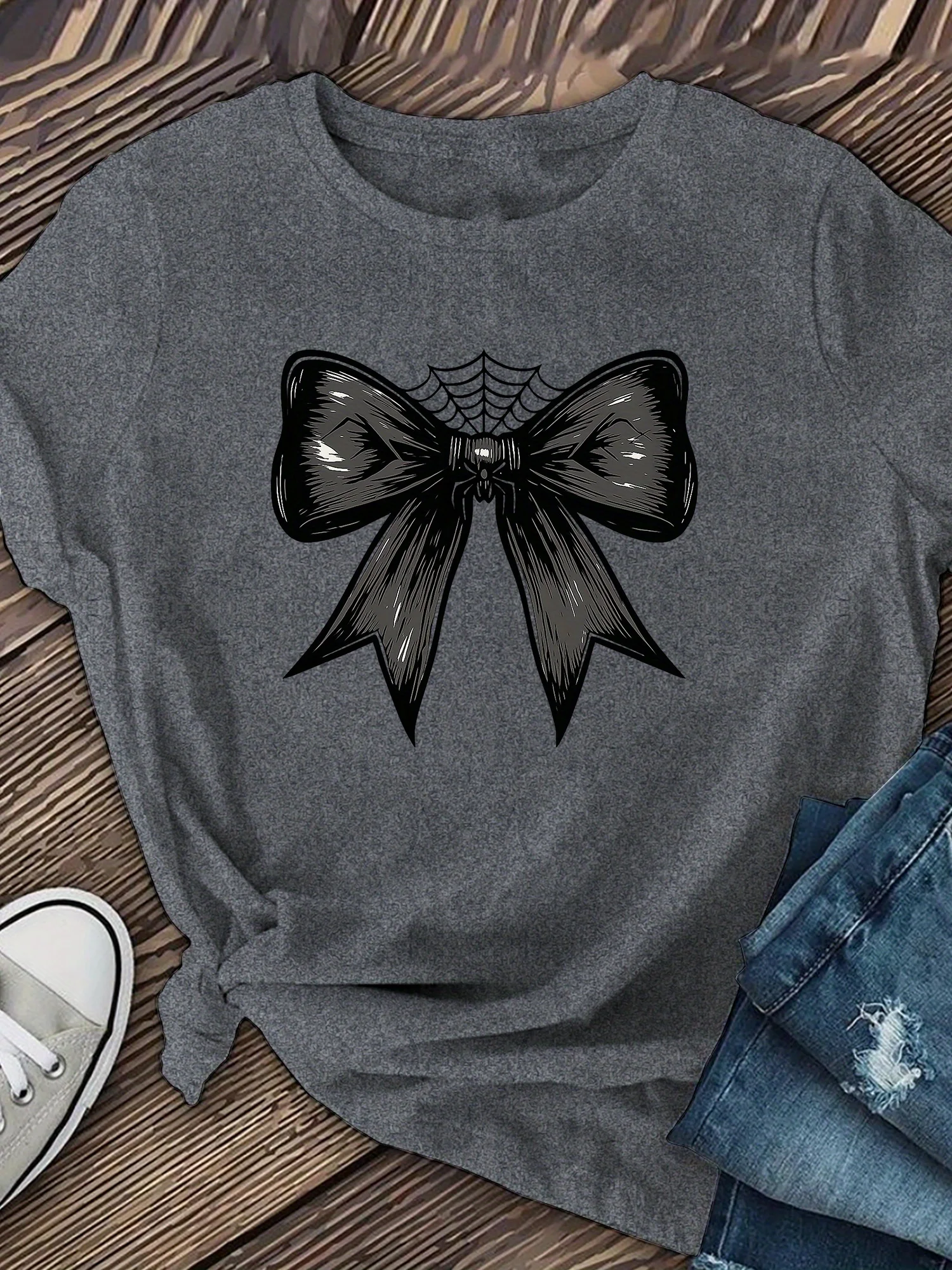 Women'S Spider Bow Halloween T-Shirt - Burgundy Spider Graphic Tee, Soft Stretchy Fabric for Halloween Party Outfits