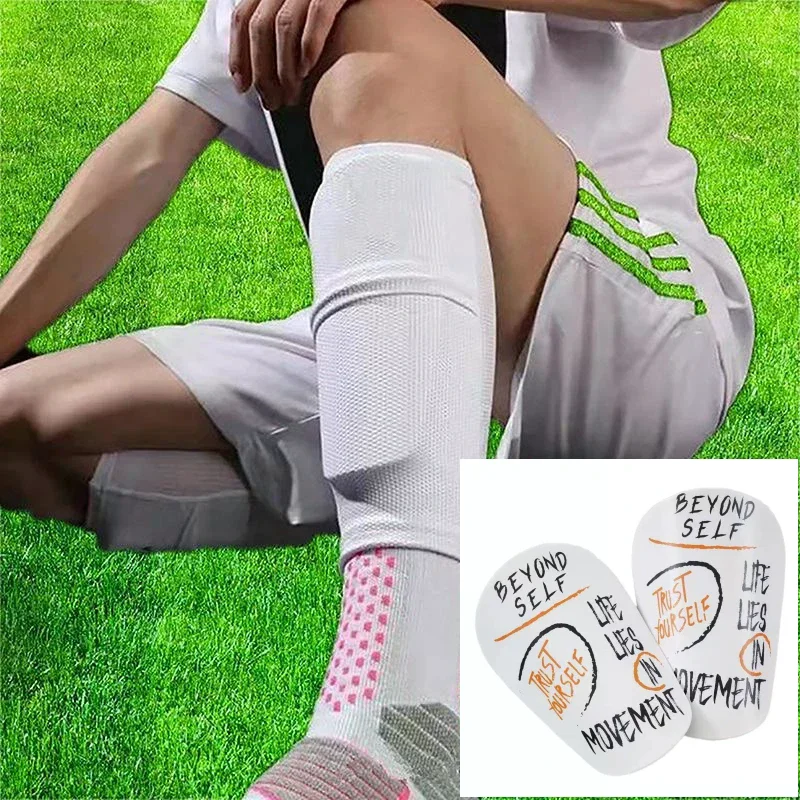 

1 пара мини-футбольных накладок на голени, износостойкая амортизирующая защита ног, легкая портативная футбольная тренировочная доска с хвостовиком