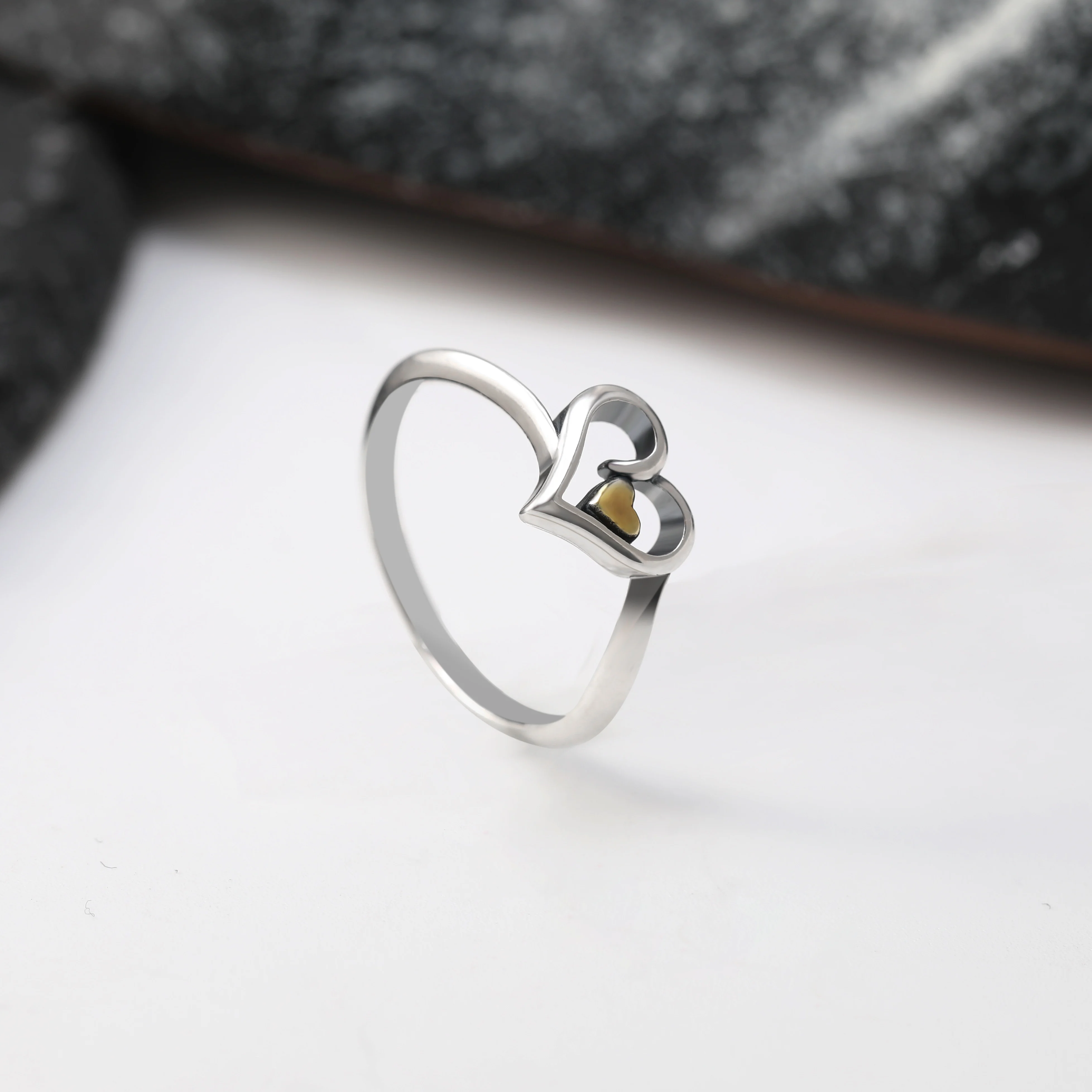 

R017 Authentic 925 Pure Silver Exquisite Classic Love Enamel Closed Ring My Heart's Subtle Joy Ring