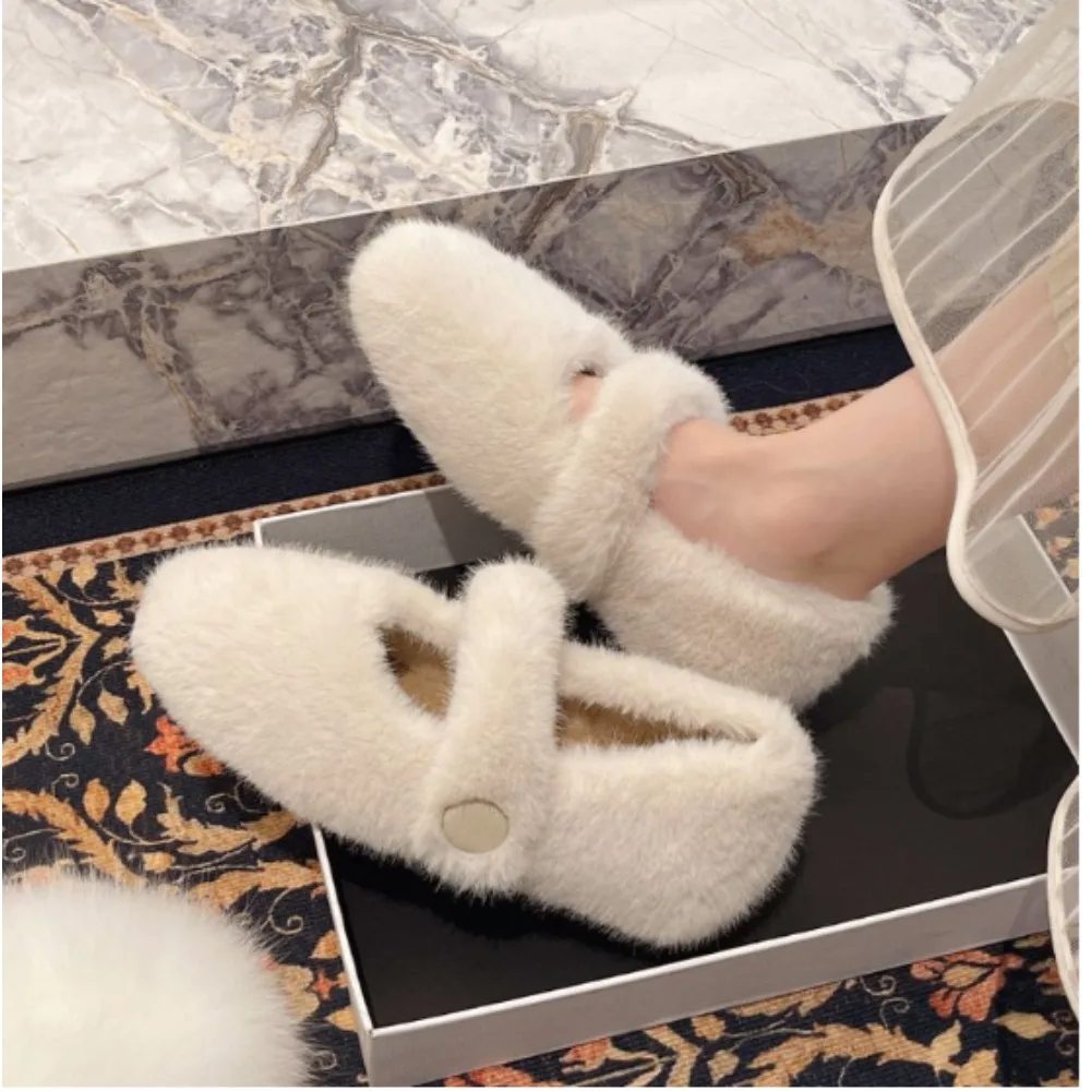 White Fluffy Faux Fur Internal increase Shoes Woman Flat 2026Winter Warm Furry Ballet Shoes Elegant Ladies Wool Mary Janes Shoes