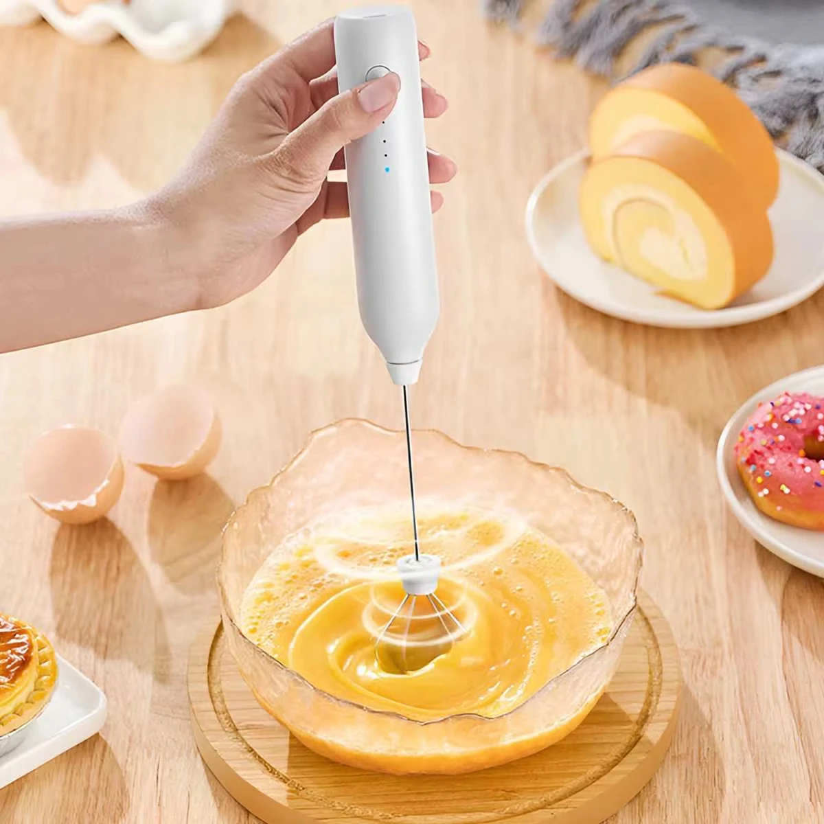 Electric egg beater, milk frother, electric milk coffee mixer, 3-speed rechargeable coffee machine, cream frother, kitchen mixer