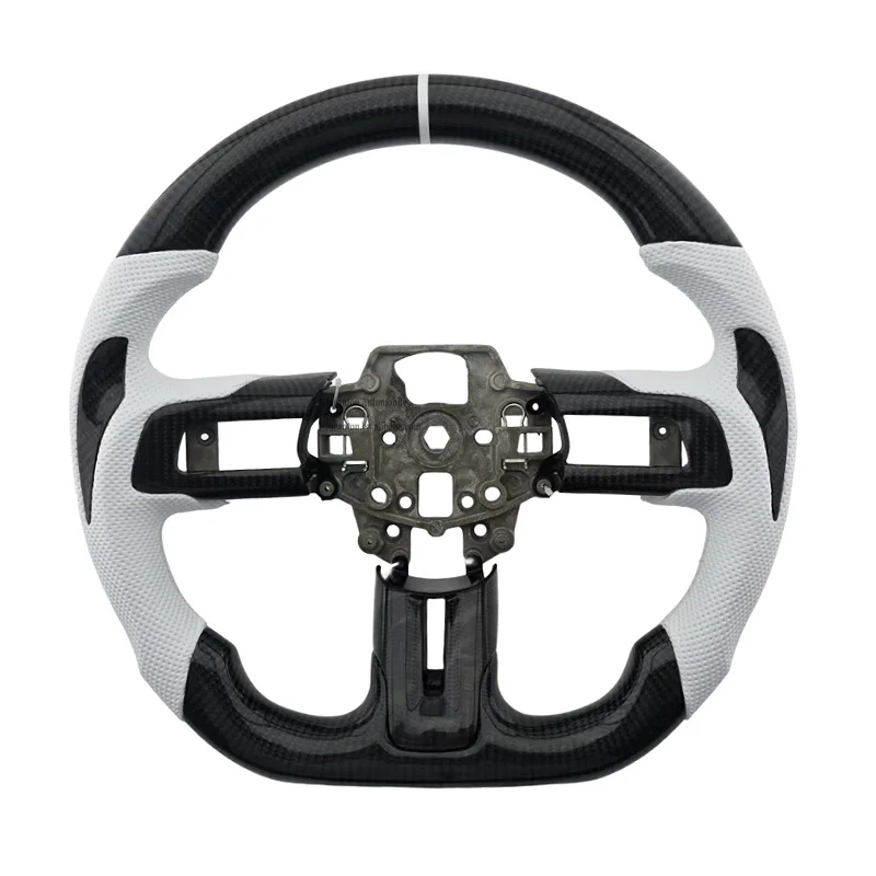 

Горячий новый продукт, новая популярность, перфорированный кожаный руль из углеродного волокна для рулевого колеса спортивного автомобиля Ford Mustang