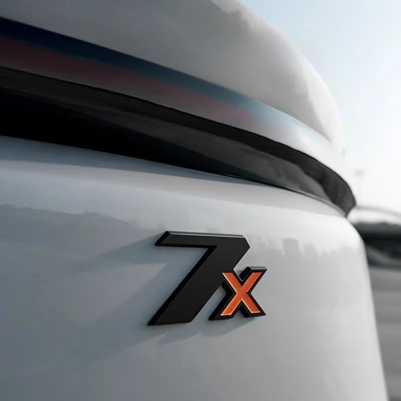 

Для ZEEKR 7X 2025 2026: Наклейки на эмблему багажника автомобиля, черненые наклейки на задний значок, креативные наклейки с логотипом автомобиля, декоративные аксессуары