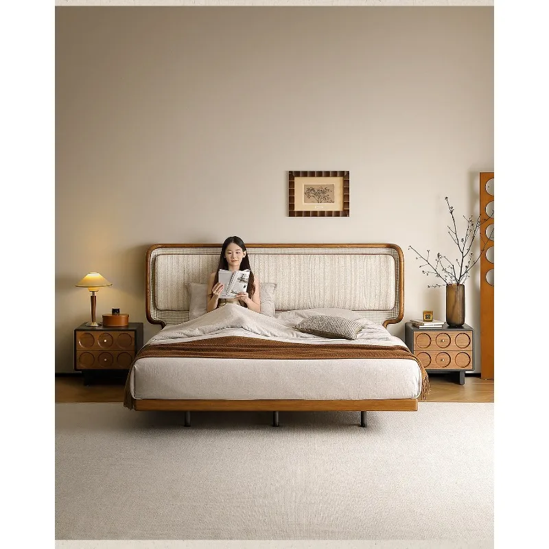 Medieval wind bed solid wood bed 1.8 meters high PC and console game bedroom family solid wood fabric bed