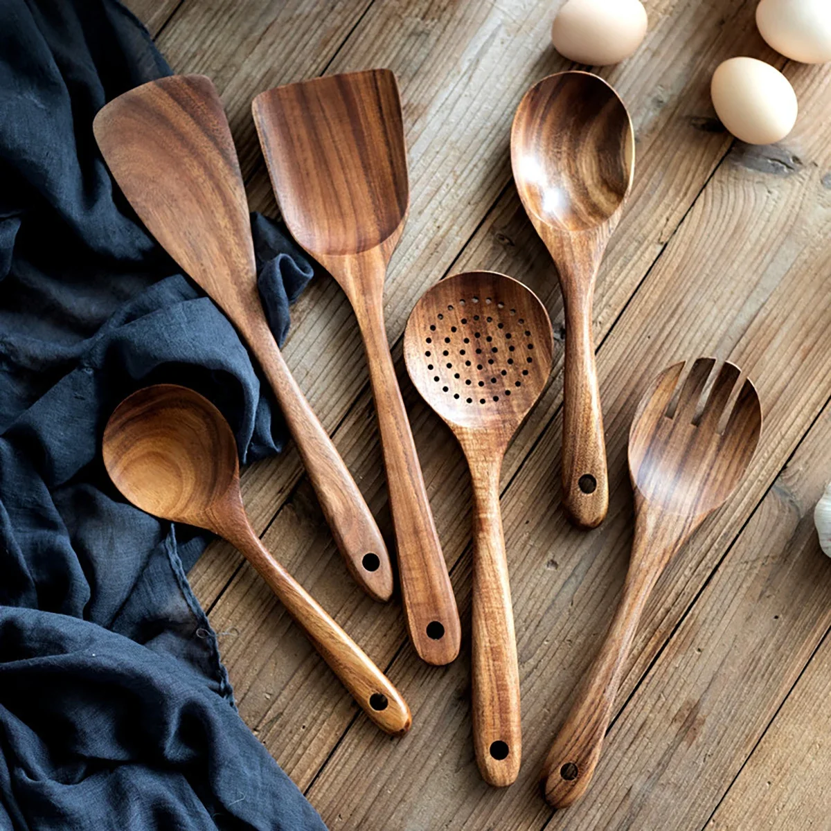 Utensilios de madera para cocina con espátula cuchara y tenedor
