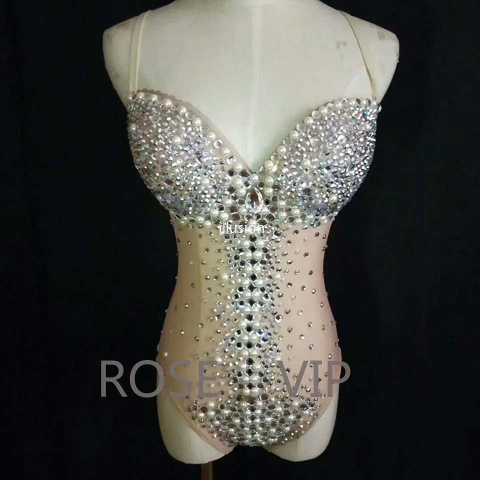 Leotardo de cristales plateados brillantes para mujer, traje Sexy de malla para Club, celebración de cantante, traje de baile, ropa de escenario