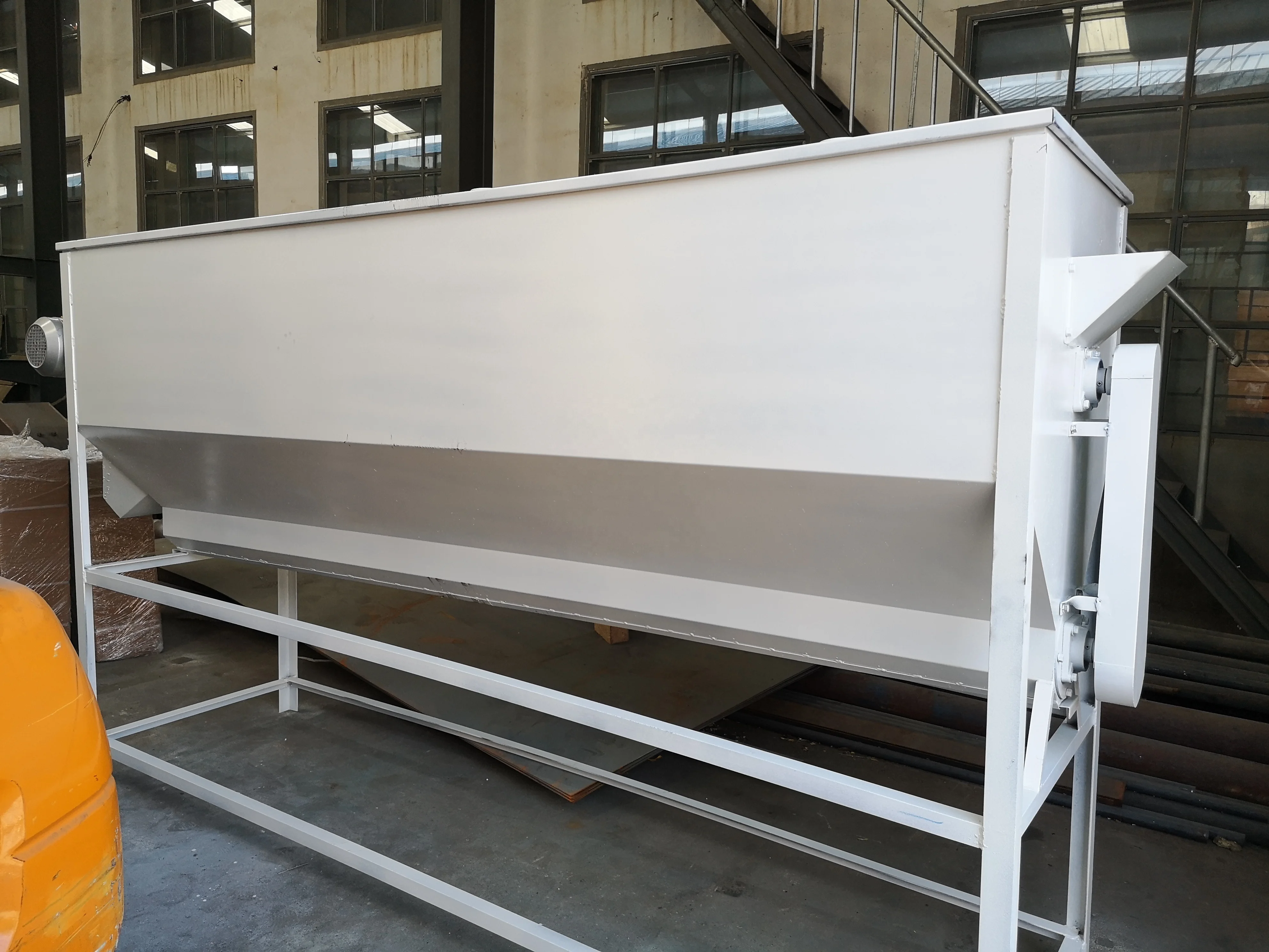 Poultry Animal Feed Horizontal Mixing Machine Flour Powder Mixer With High Capacity