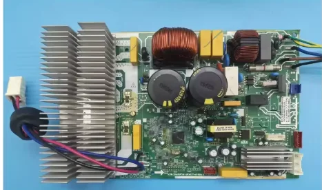 

Используется для платы управления кондиционером Midea 17122000002718 KFR-35W/BP3N1-(RX62T+41560).D.13.WP2-1 Печатная плата