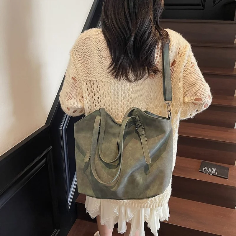 

Luxury Leather Vintage Messenger Purse Shopper Bag For Women Casual Simple Commuter With Large Capacity