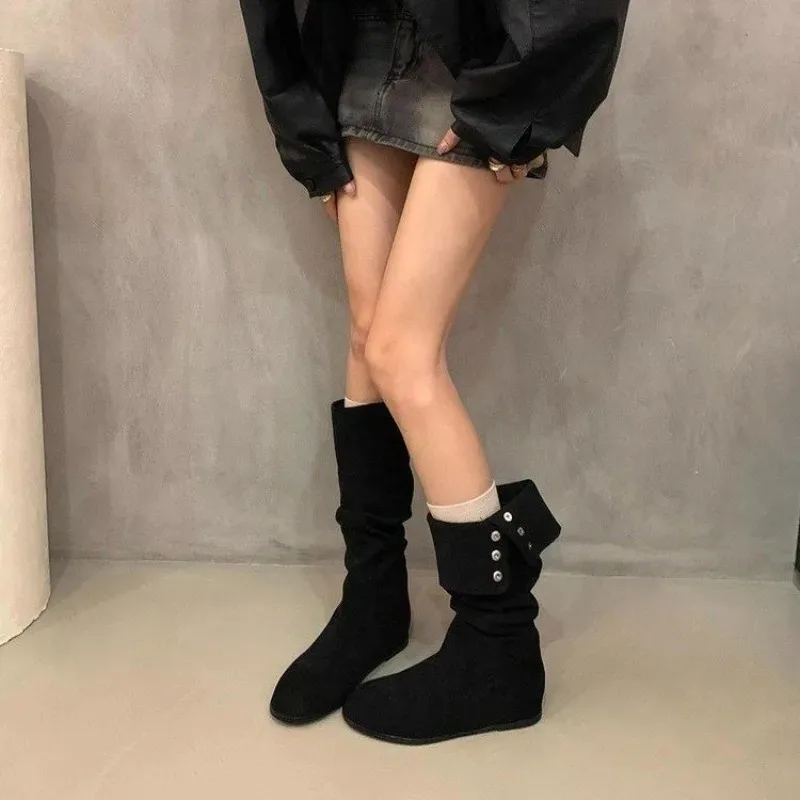 Women's round Toe Double Wear Pleated Boot Low Heel Retro Knee High Rider Boot Western Cowboy Boot Vintage Style Wrap around