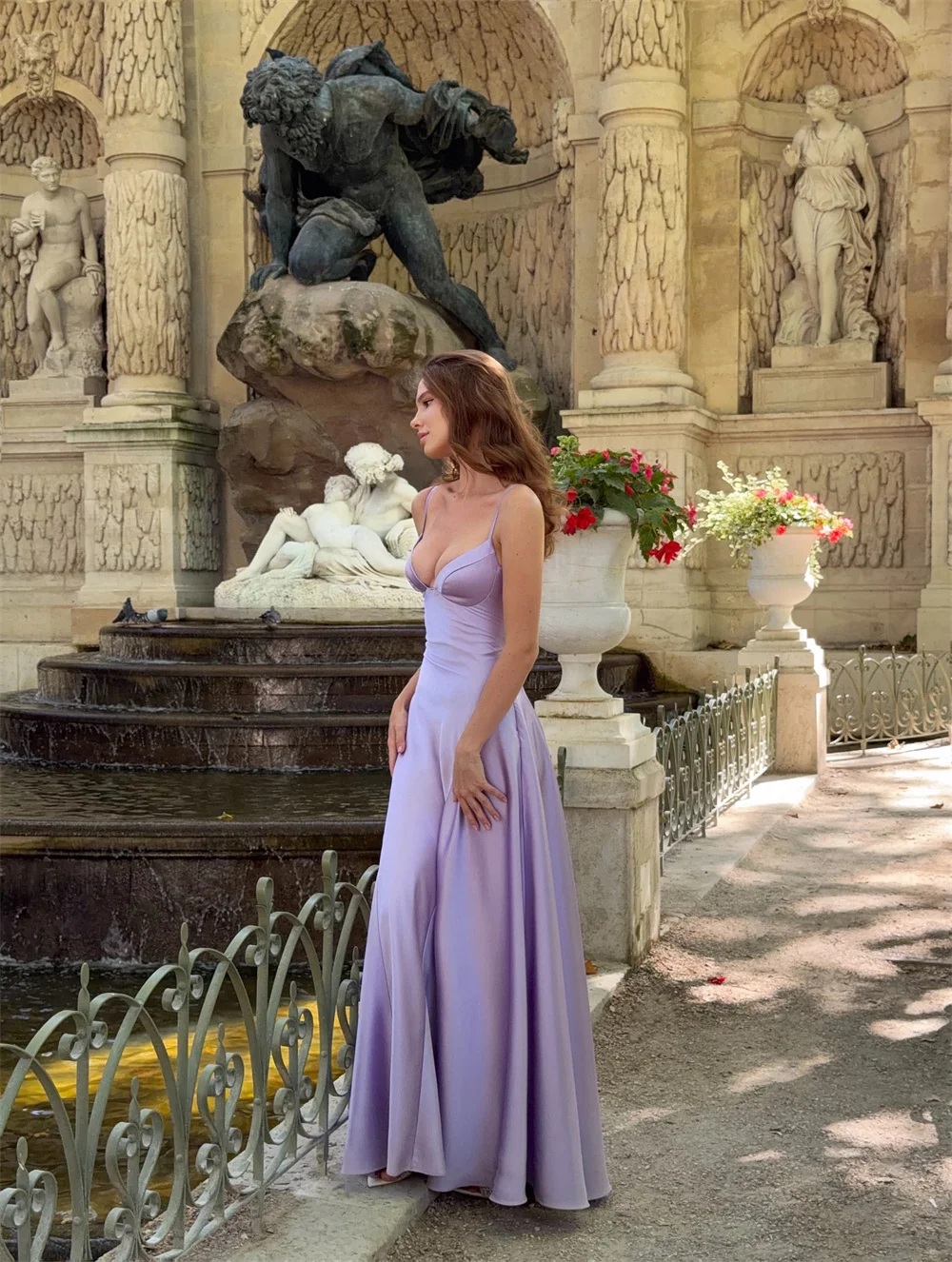 Amanda Customizd Spaghetti Strap V‑neck Satin A‑line Maxi gown Evening dresses Floor‑length Dreamy Elegant Women's dresses 2026