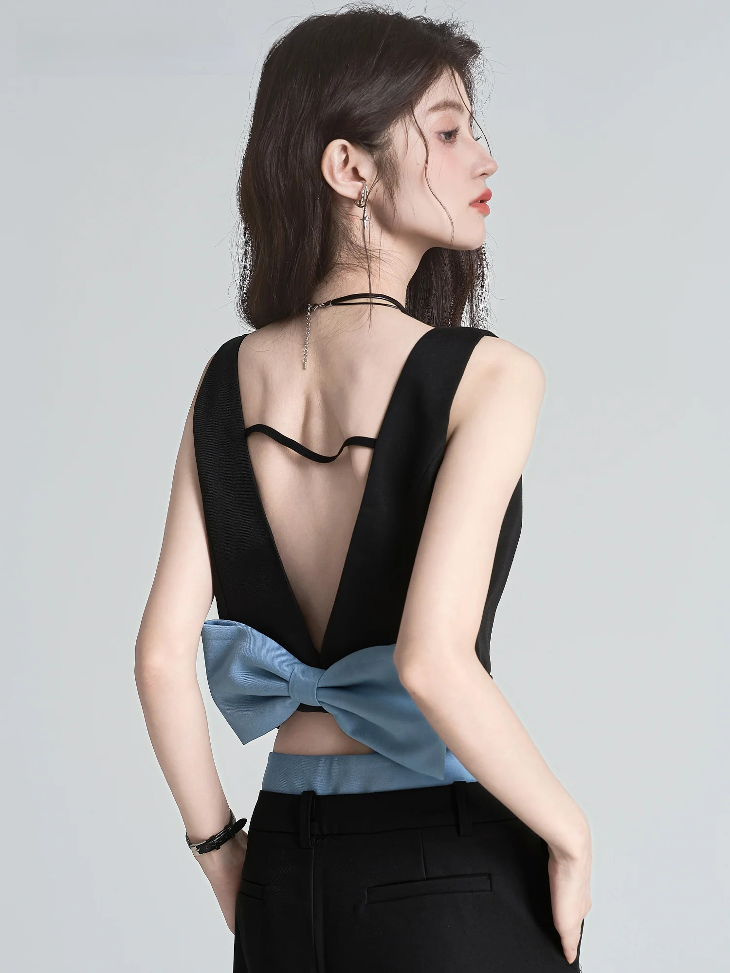 

La Chapelle Летний дизайн Slim Fit Сексуальный жилет с узлом Bal Женские повседневные брюки Цвет Blo Top Сексуальный Sle Чистый цвет