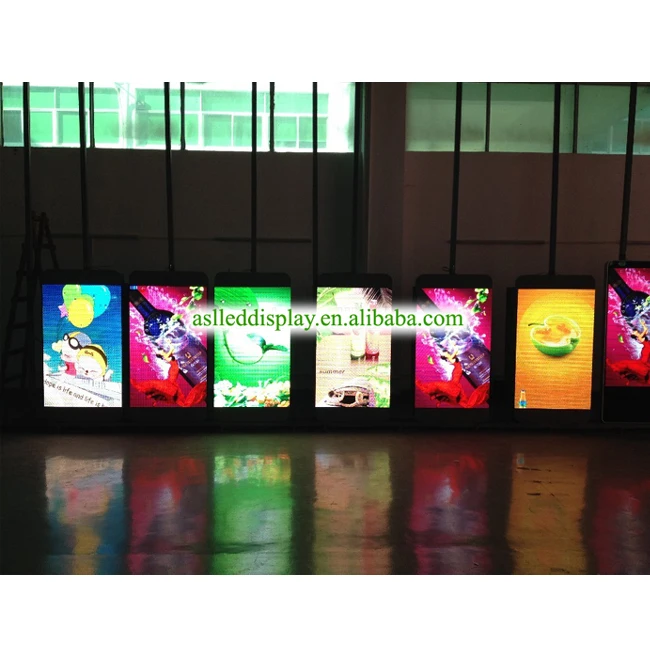 Solar Street Light with Pole Outdoor Advertising Digital Display Screens