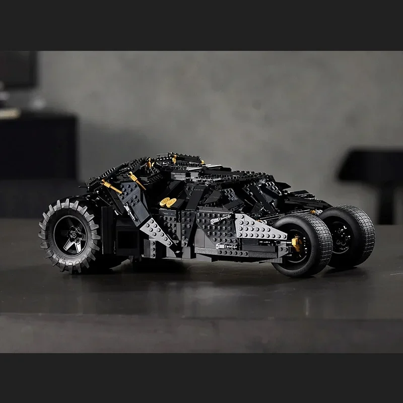 2049PCS Super Hero Batmobile Tumbler Car Building Blocks With 2 Figures Construction Bricks Vehicle Toy Gift For Adult Children