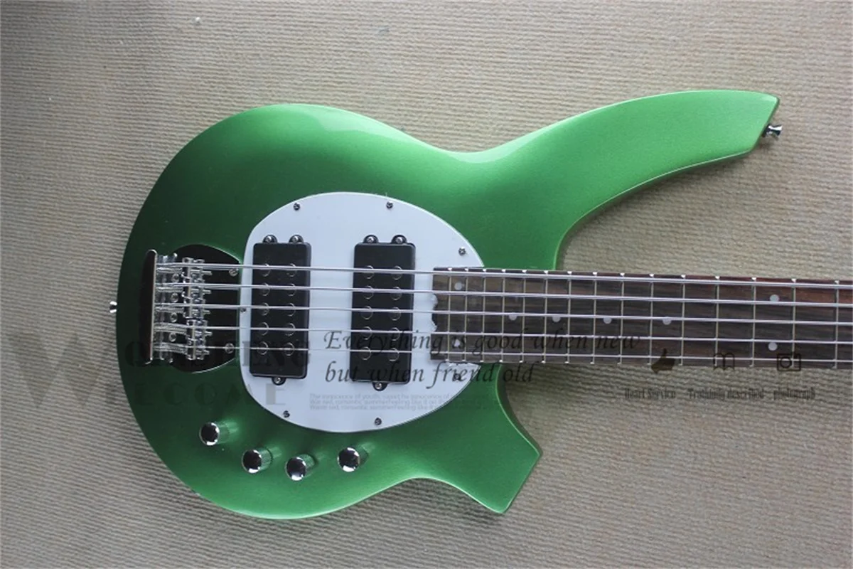 Metal Green Bas 4 Snaren Basgitaar Basswood Body Esdoorn Hals White Guard Actieve Batterij Chroom Bridge