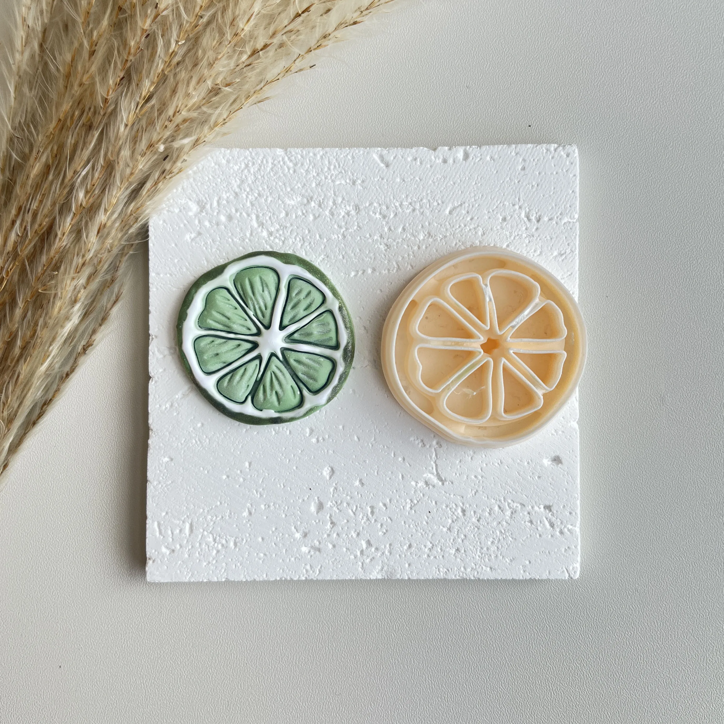 Fruits Series Polymer-Schneideformen, Zitrone/Avocado/Wassermelone/Orange/Heidelbeere/Traube/Pfirsich/Ananas-Form, Ohrringe, Tonformen – Detail 4
