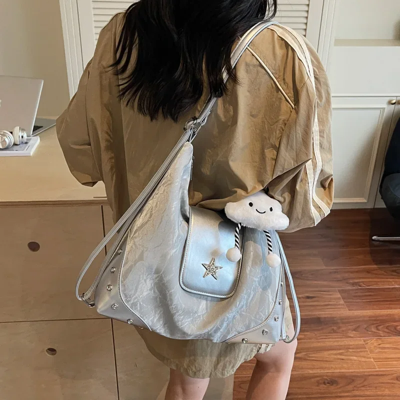 

2025 New Women's Large-Capacity Bag - Niche Design, Commuter Tote, Single Shoulder High-End Multi-Functional Backpack