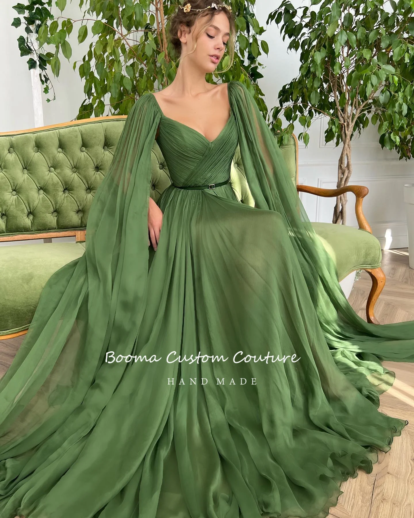 Booma Olive Green Chiffon Prom Dresses Long Cape Sleeves V-Neck Pleated High Slit A-Line Evening Gowns Formal Party Dresses