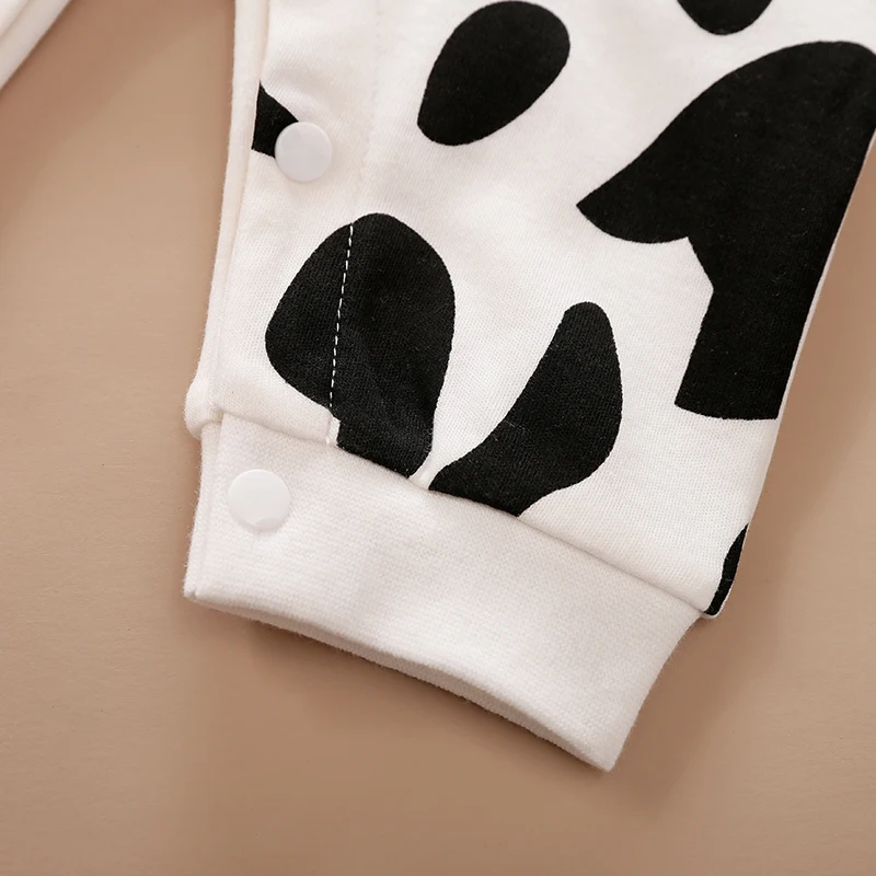 Spring And Autumn Boys And Girls Cute Cartoon Cow Print Cotton Comfortable Long Sleeve Baby Bodysuit