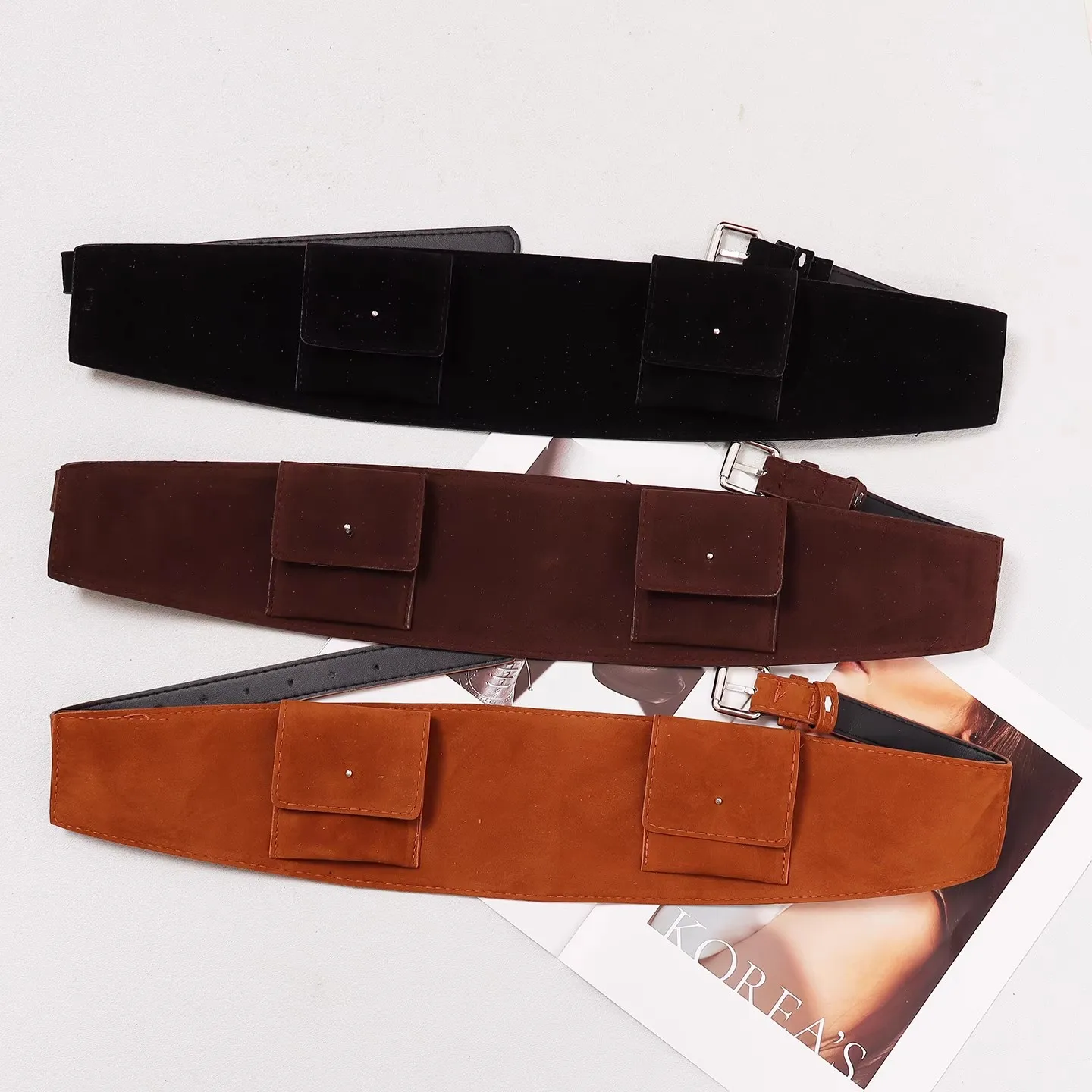 เข็มขัดคาดเอวหนังกลับเทียมสไตล์วินเทจสำหรับผู้หญิง พร้อมกระเป๋า  คอร์เซ็ตรัดเอว  เข็มขัดตกแต่งแบบกว้าง รุ่น R3022