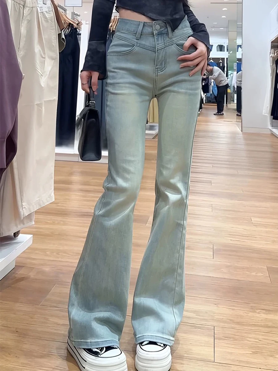 

Джинсы женские с высокой талией, расклешенные, прямые, весна-осень, больших размеров, эластичные, джинсовые брюки-клеш для коррекции фигуры, стройнящие, для фигуры типа «груша»