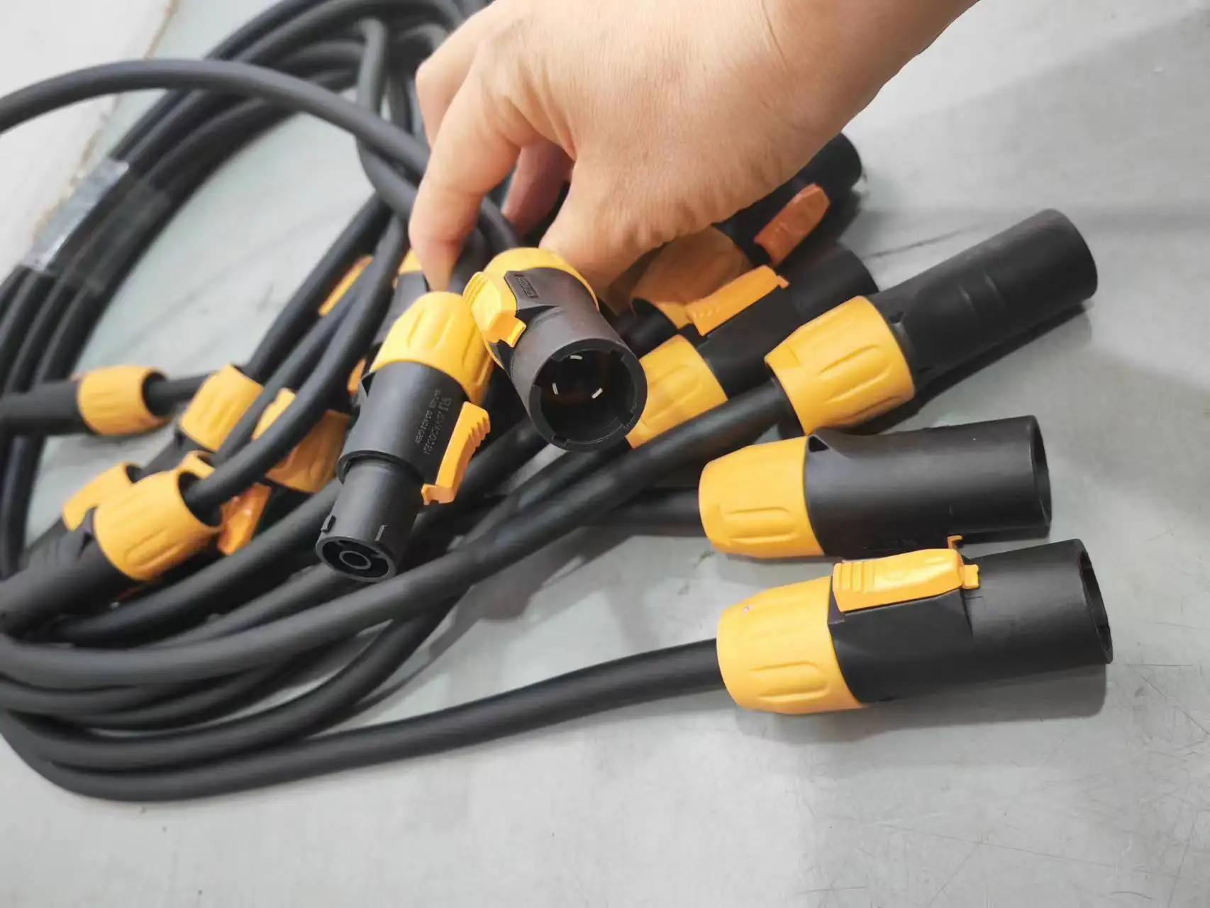 Fine Copper LED Screen cabinet Lockable Power cable, 100cm UL LED display cable