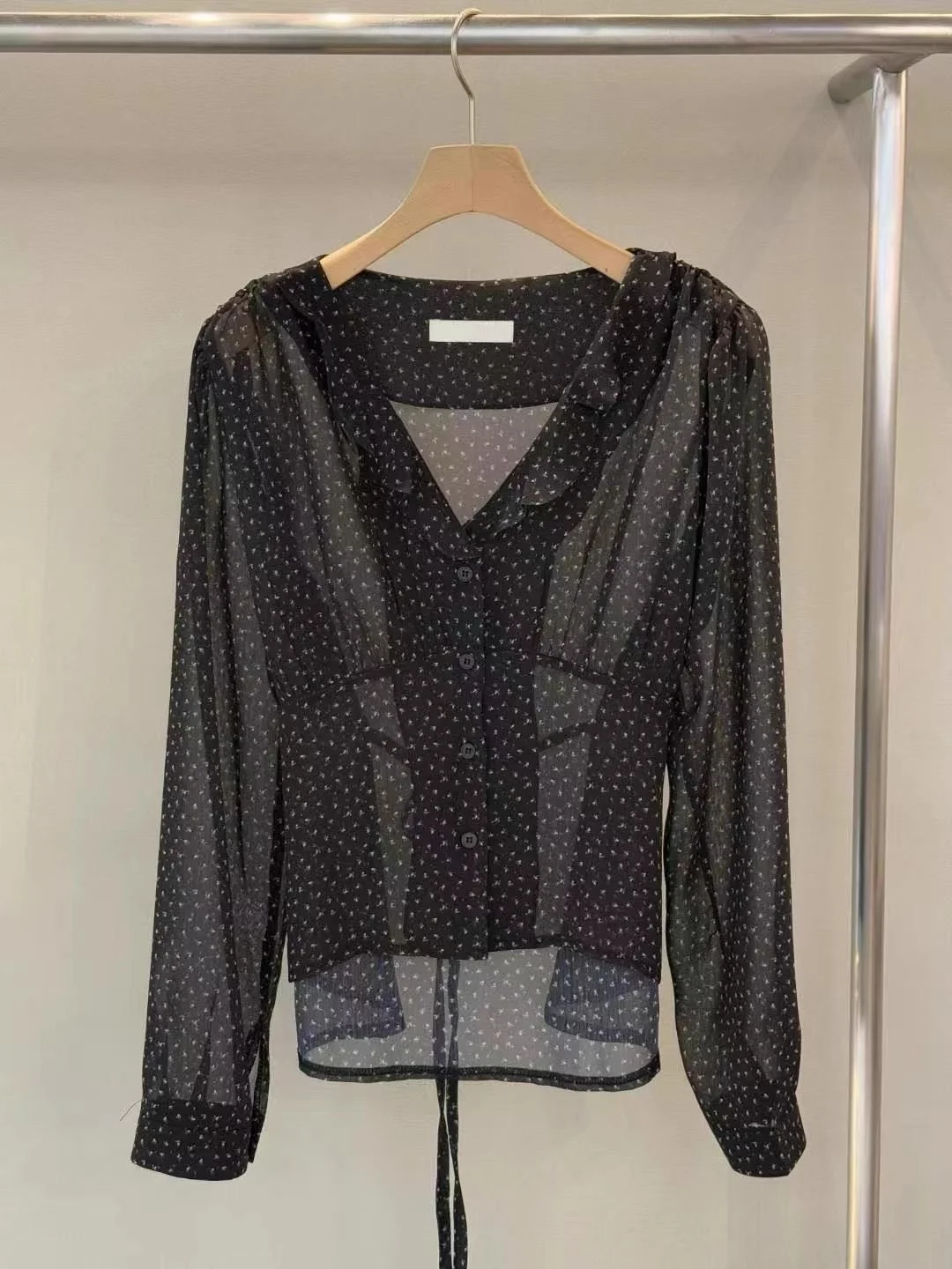 Dot Printed Chiffon Black Long-sleeved T-shirt Women Autumn New High Street V-neck Ruffled See-through Sexy Tops
