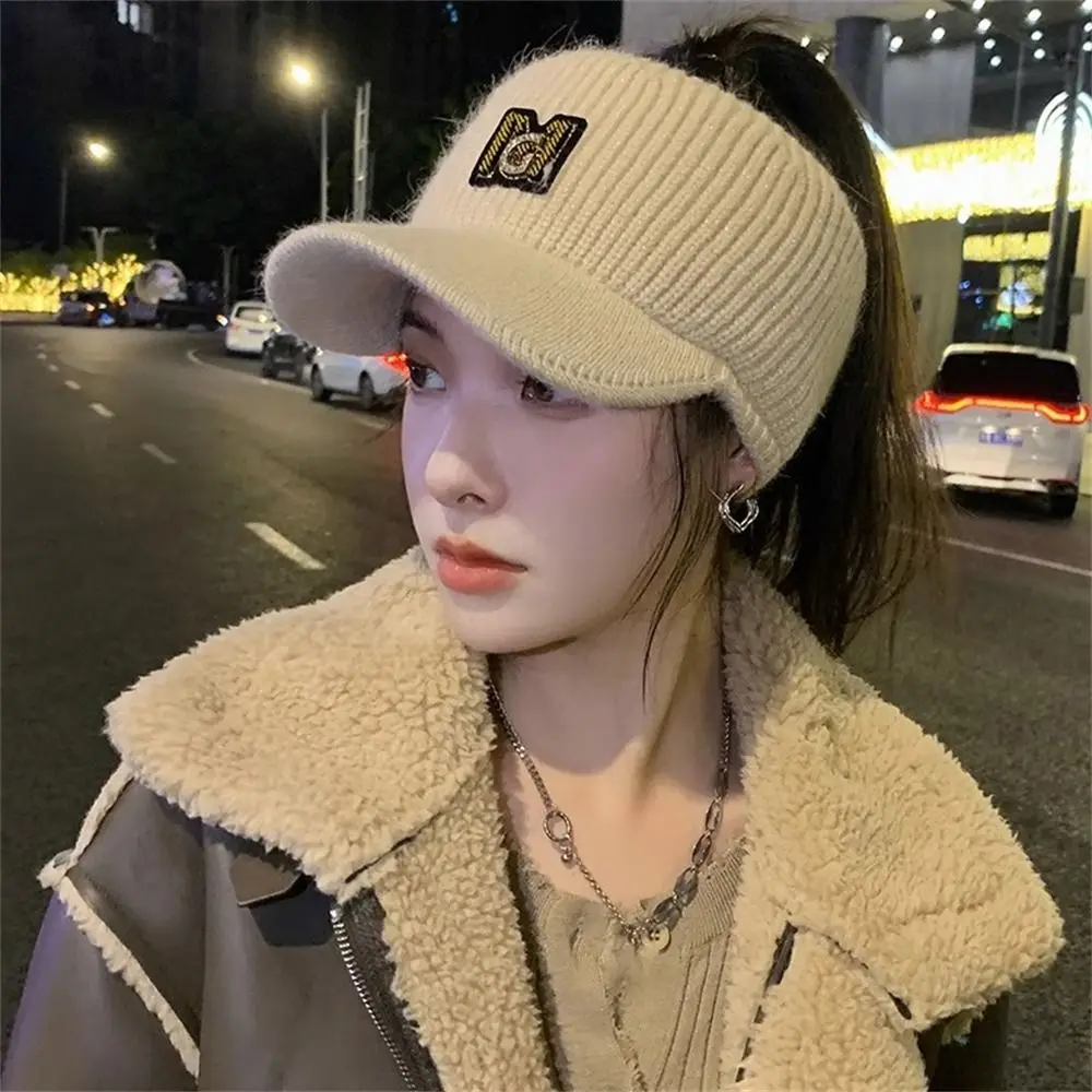 

Women Hats New Autumn Winter Warm Rabbit Knitted Hats Outdoor Sports Golf Ponytail Hat Baseball Caps Empty Top Caps High-quality