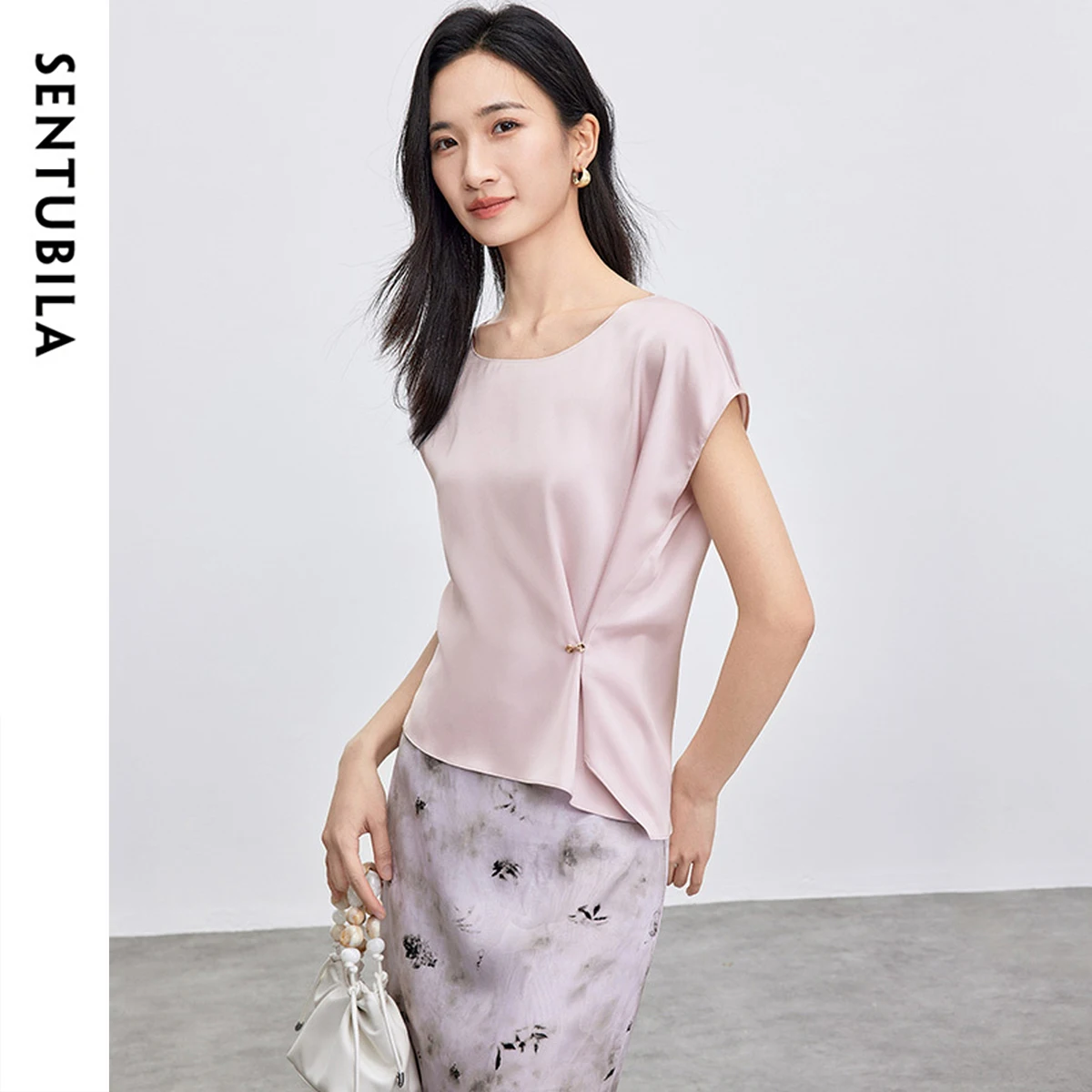 SENTUBILA Batwing Sleeve Chiffon Blouse Women 2025 Irregular Elegant Casual O Neck Solid Color Basic Female Shirt 152V59190