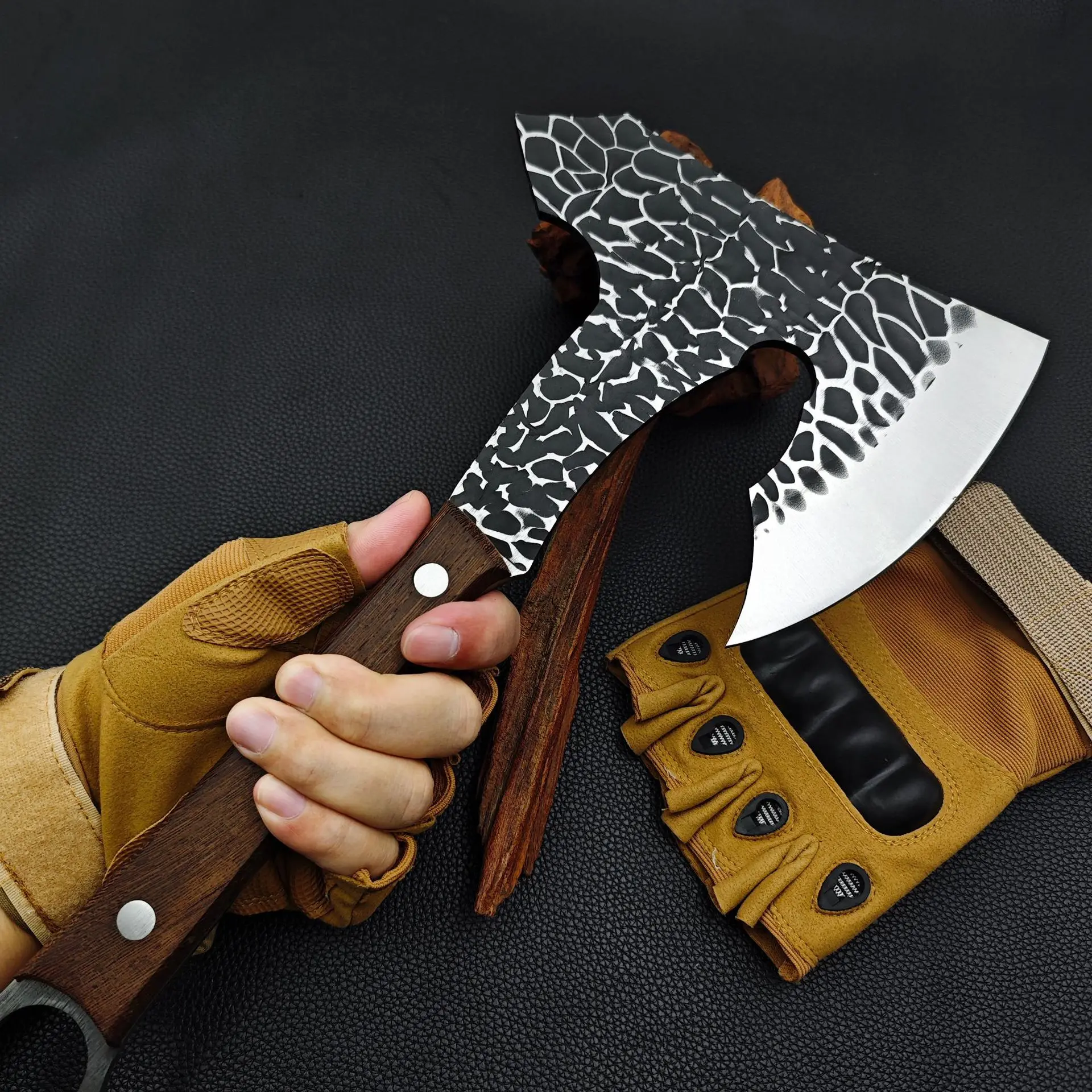 

Outdoor Mountain Axe Hand Forged Hammer Pattern Axe Often Used for Camping Self-defense Tactics and Survival Axe