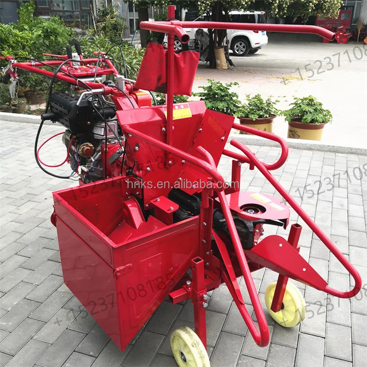 Walking Tractor mounted corn harvester machine Corn cob harvester corn stalk cutting machine