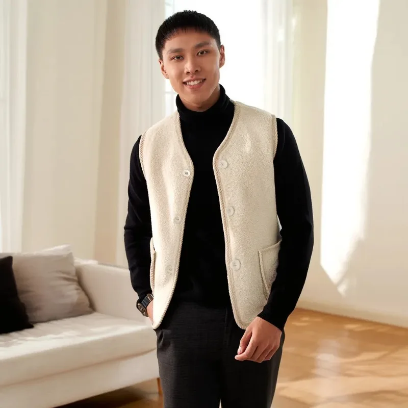 Cozy Winter Fleece Vest for Elderly Women Thickened Lamb Wool Waistcoat Plus Size Insulated Outerwear for Autumn Winter Comfort