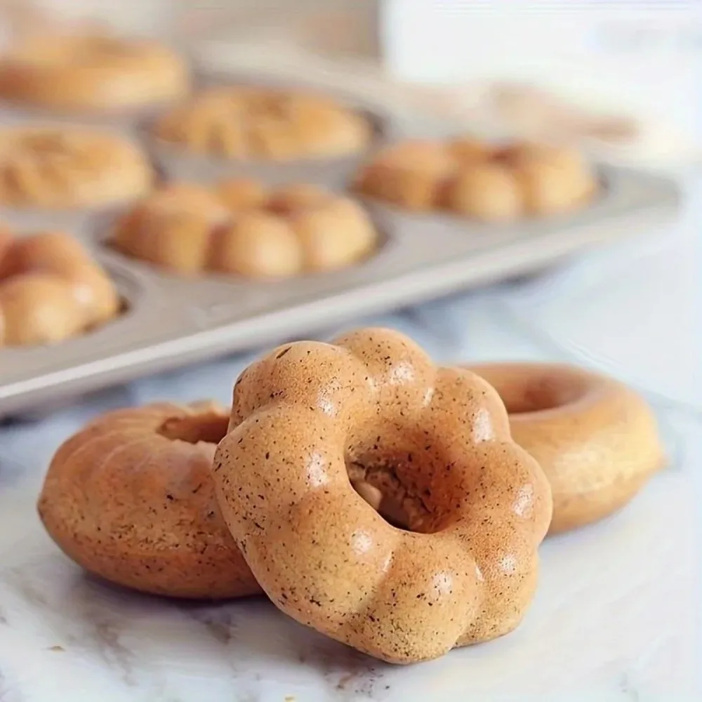 

Форма для выпечки пончиков на 6/12 ячеек, из углеродистой стали, 4 формы, противень для выпечки кексов, легко моется, многоразовая, для приготовления десертов