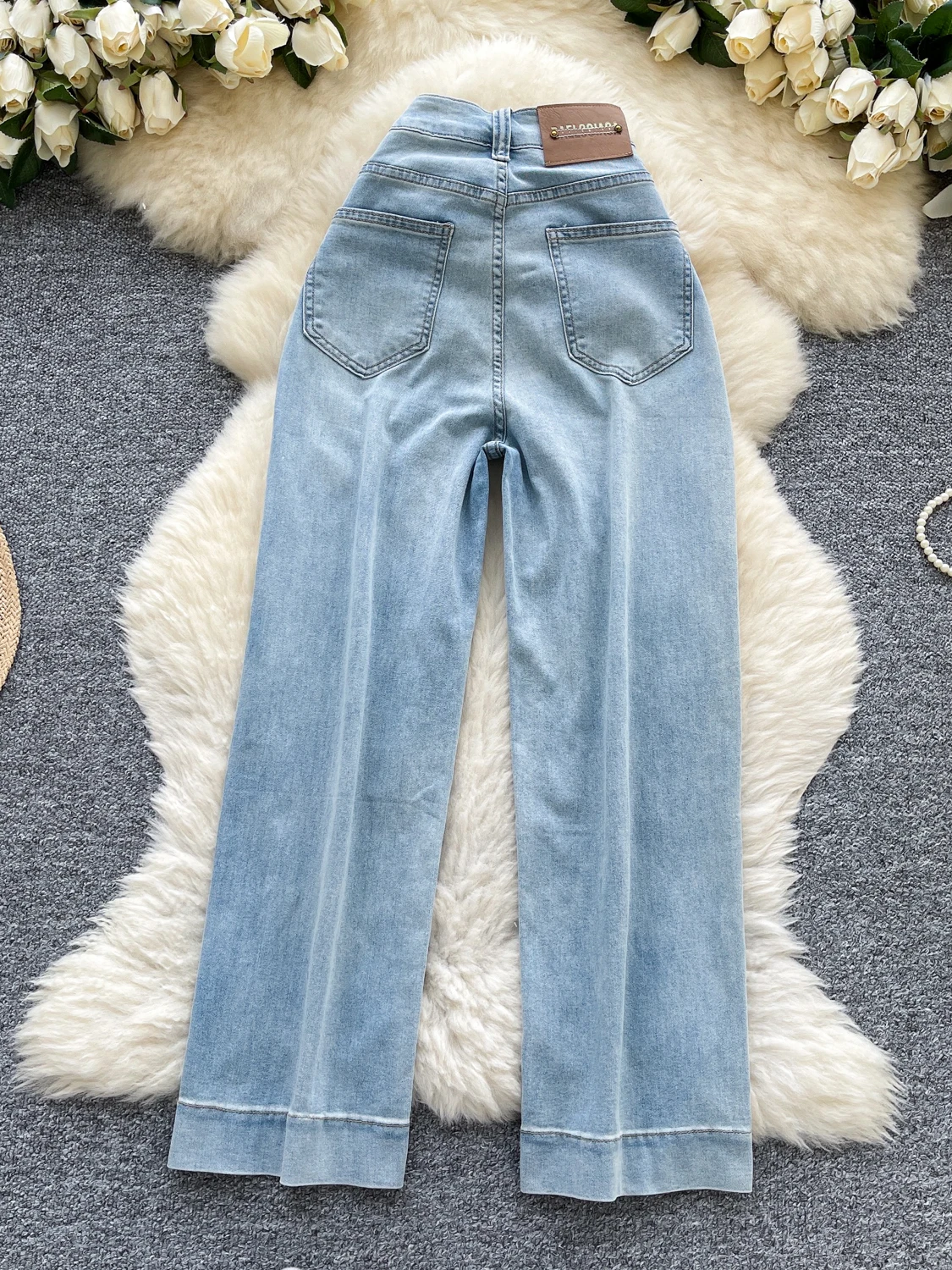 

Корейские широкие джинсы с высокой талией, женские свободные утягивающие повседневные джинсовые брюки небольшого размера на пуговицах из девяти частей