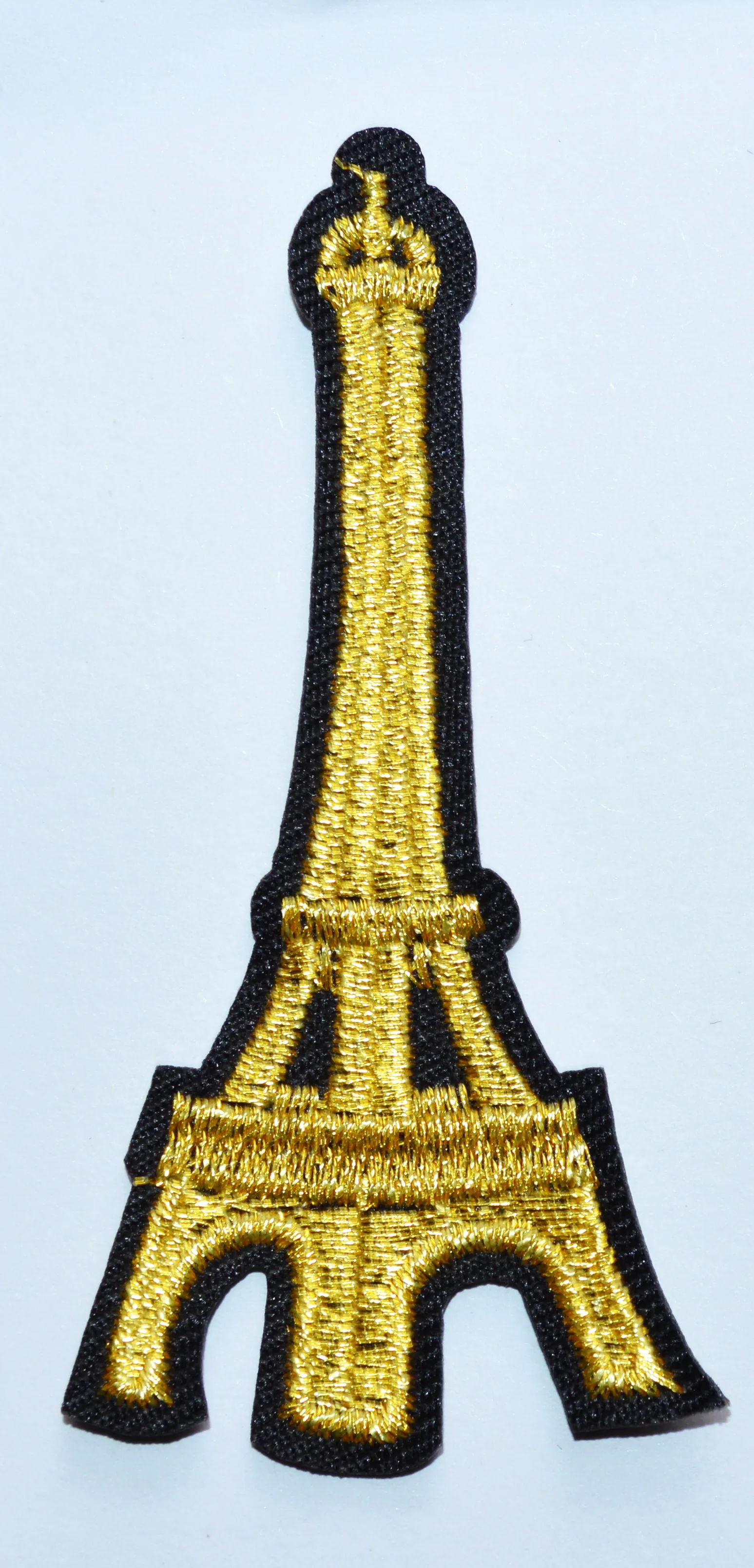 

Hot! Golden Steel Tower Paris France retro applique iron on patch (≈ 4 * 8.2 cm)