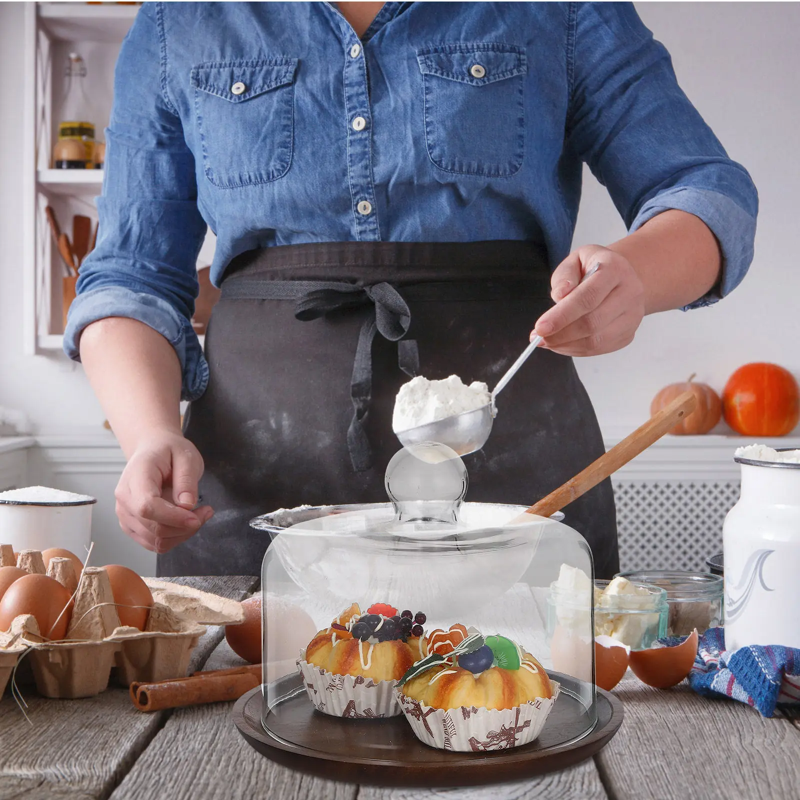 1Set Clear Glass Cake Display Dome with Natural Wood Tray Airtight Lid for Cakes Pastries Cookies Fruit Freshness Preservation