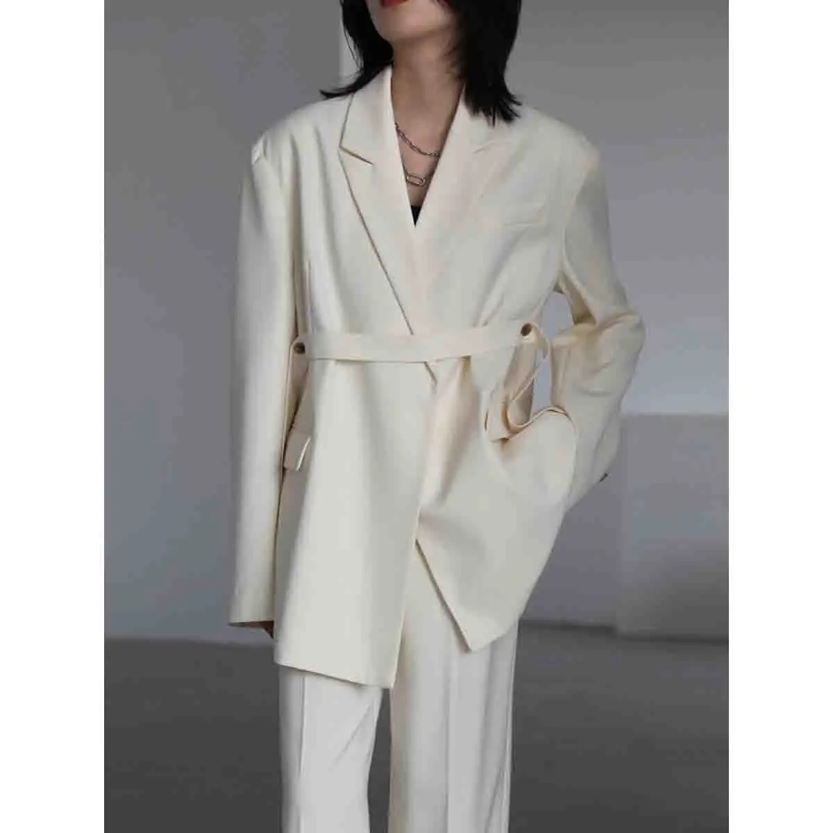 CHIC VEN Women\'s Blazers Fashion Design Solid Loose Suits Wide Shoulder Ribbon Office Lady Female Clothing Spring Autumn 2024