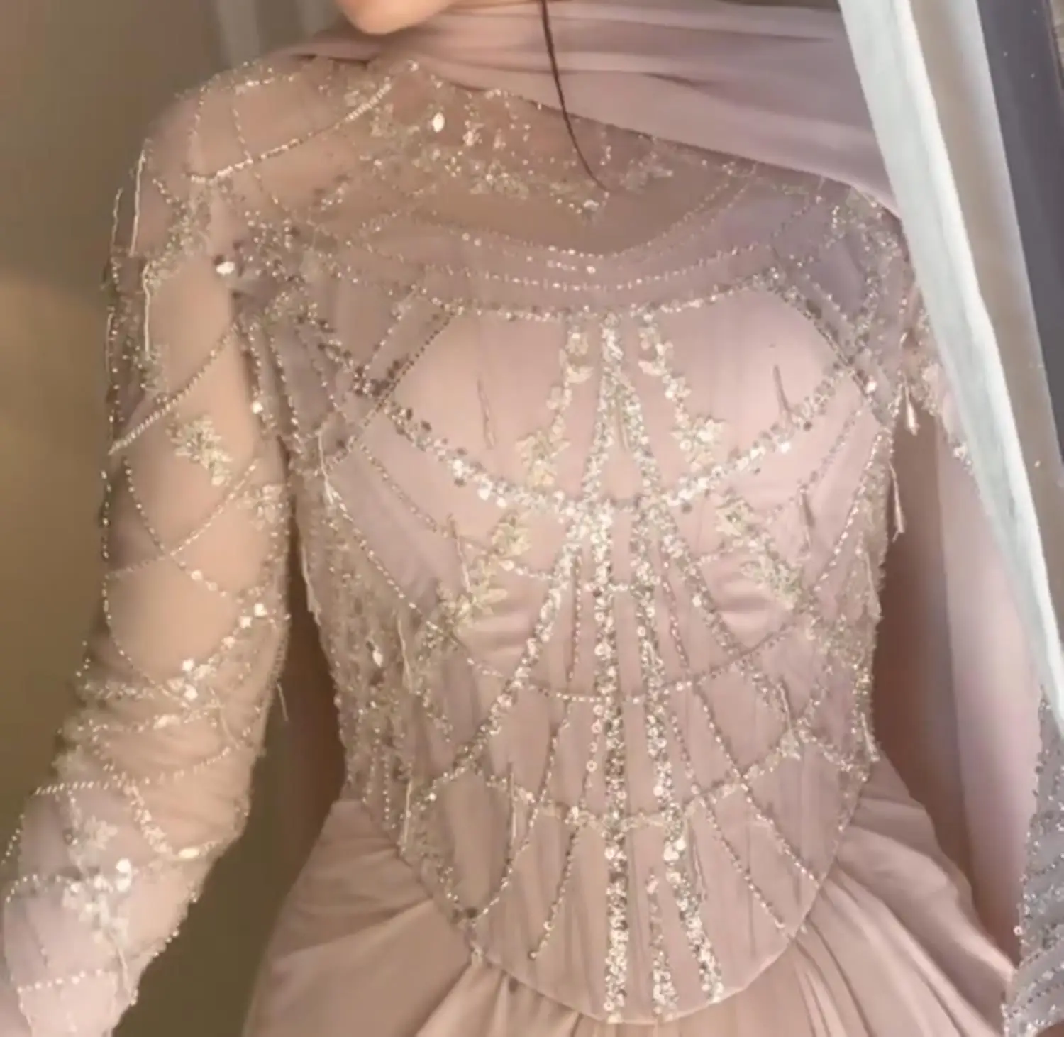 Light Pink Muslim Formal Evening Dress Sparkly Hand Beaded Chiffon A‑Line Cape Sleeves Ball Gown Customizd