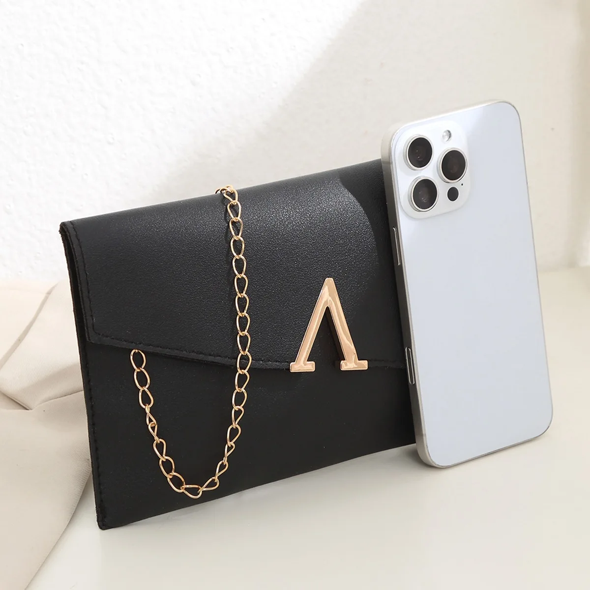 2026 Autumn Winter French Style Women Clutch Bag Elegant Chain Bag PU Evening Bag For Party Wedding Commute