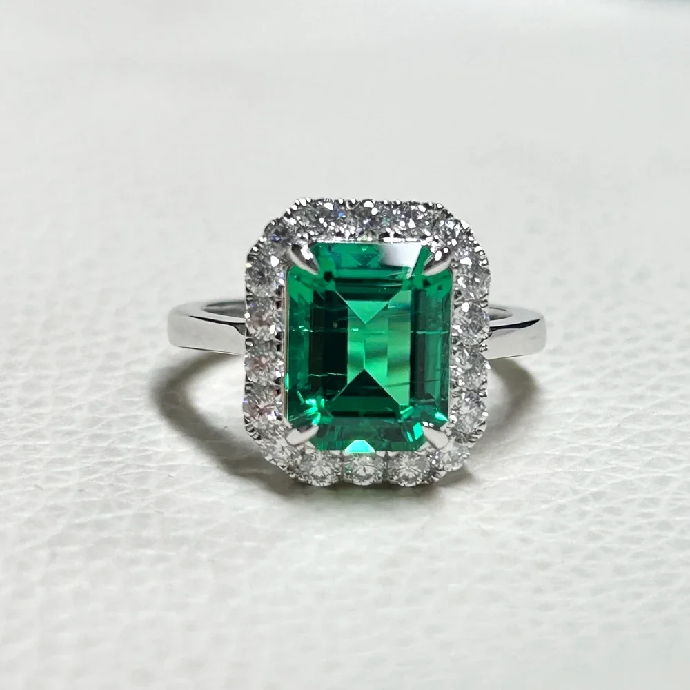 Meisidian Custom 10K White Gold Octagon Shape 4 Carat Lab Grown Green Emerald Moissanite Diamond Ring