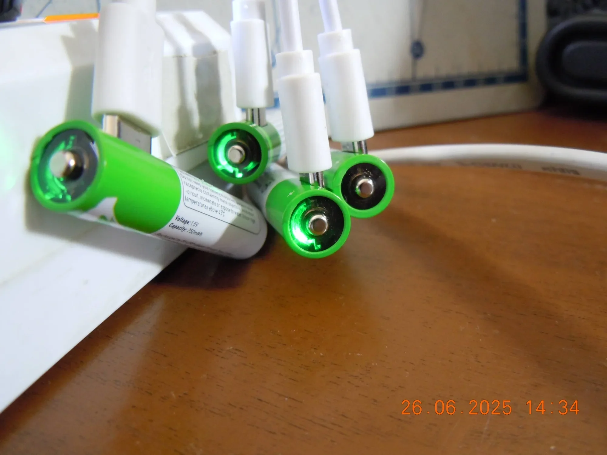 

Big promotion Li-ion AAA and AA Rechargeable Batteries USB Lithium-ion 3400mWh 1.5V AA +800mWh 1.5V AAA Battery air transport