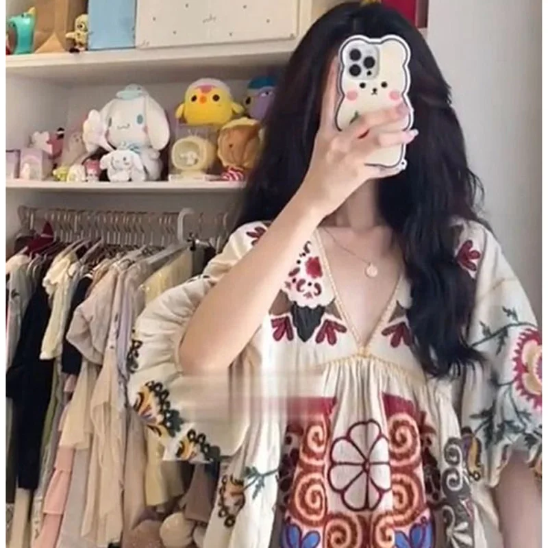 2023 New Summer Ethnic Style Art Retro Fashion Exquisite Print Loose Relaxed Vacation Oversize Western V-neck Doll Dress