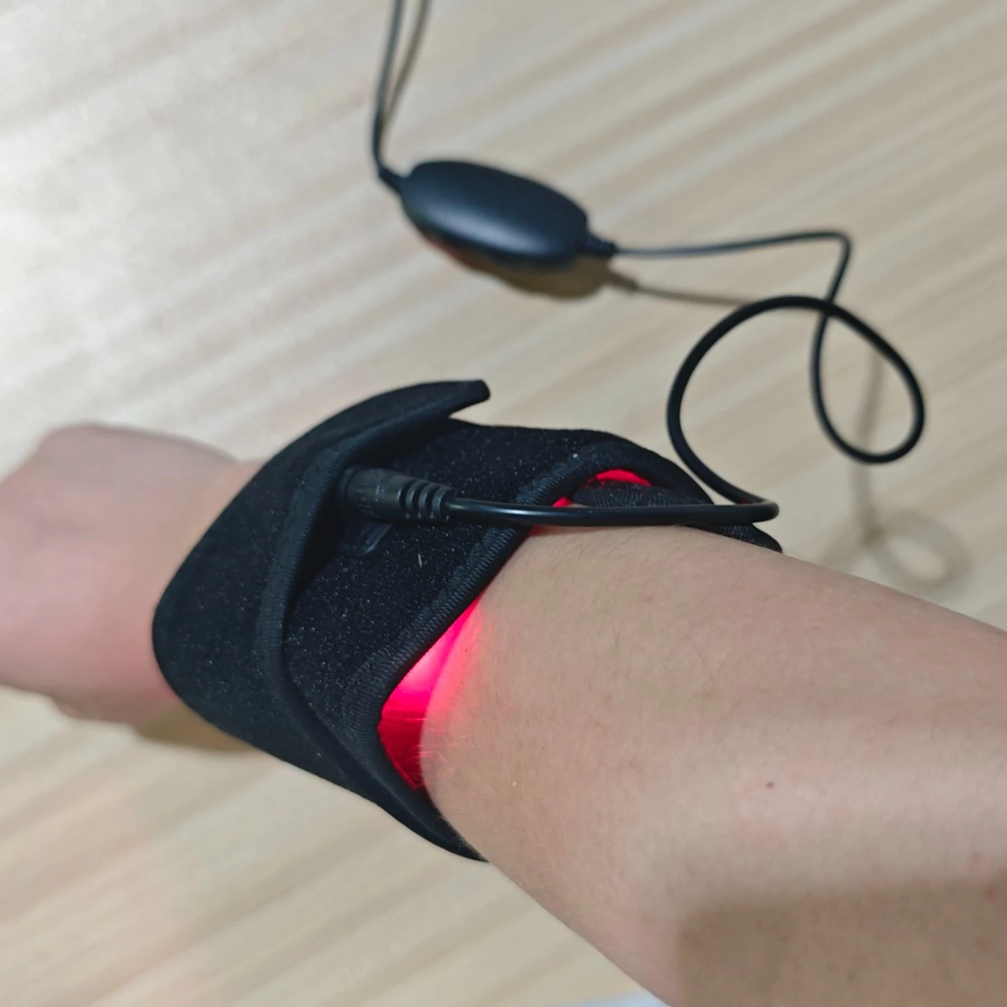 

Профессиональный 660 нм 850 нм терапия ближнего инфракрасного света шейный пояс обезболивающее устройство для омоложения шейного отдела позвоночника и плеч