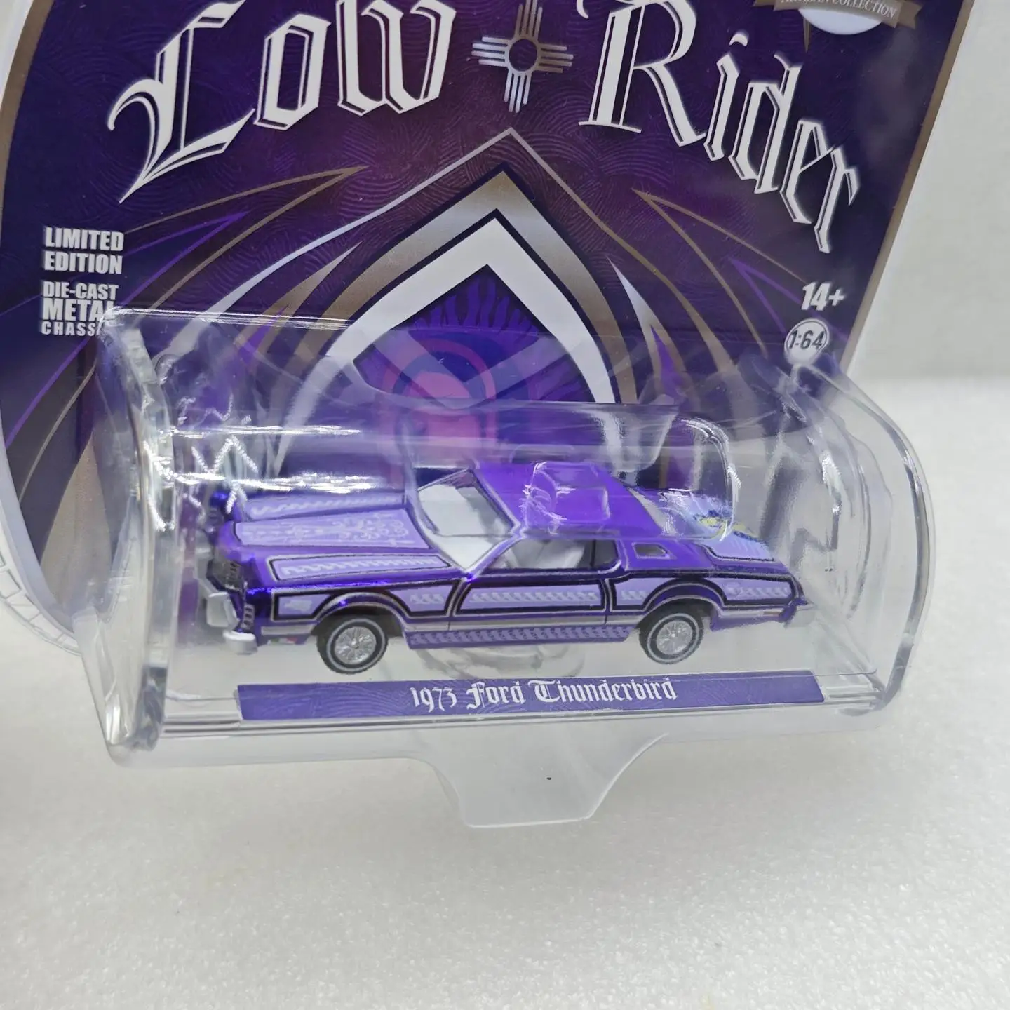 GreenLight 1:64 1973 Thunderbird Lowrider Simulation Car Model Alloy Mini Toy Display Ornament Gift