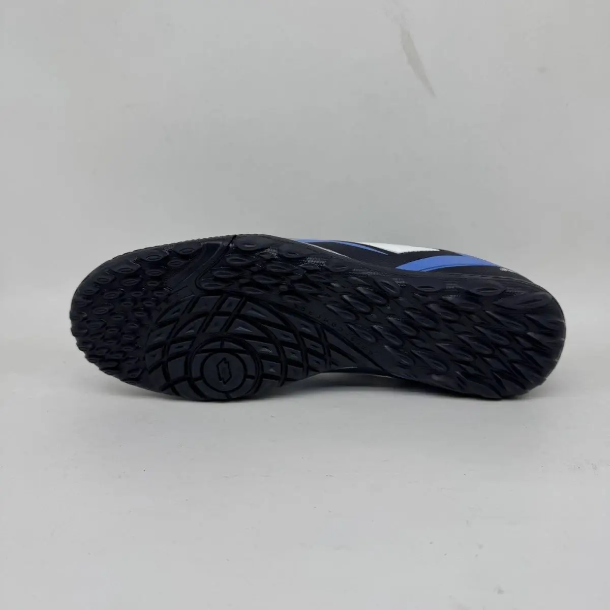 Summer hot sale outdoor unisex professional wear-resistant training soccer shoes long and short spikes sports shoes Suitable for