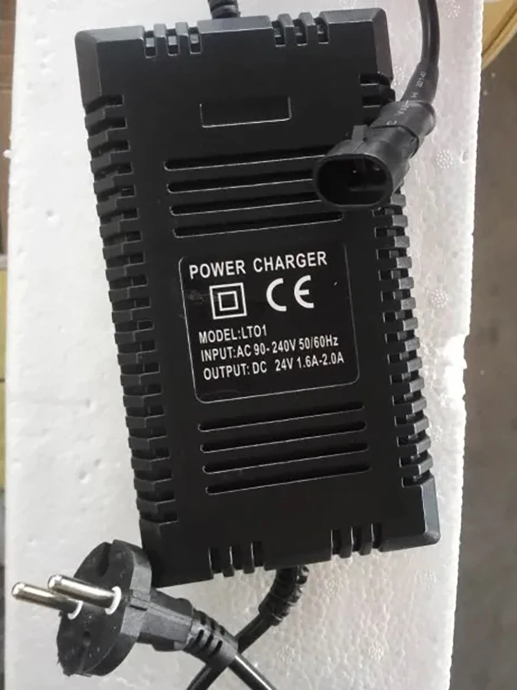 

Бесплатная доставка: Зарядные устройства для свинцово-кислотных аккумуляторов DC 24V 1.6-2.0A, зарядные устройства для аккумуляторов 24V 6AH для морских скутеров