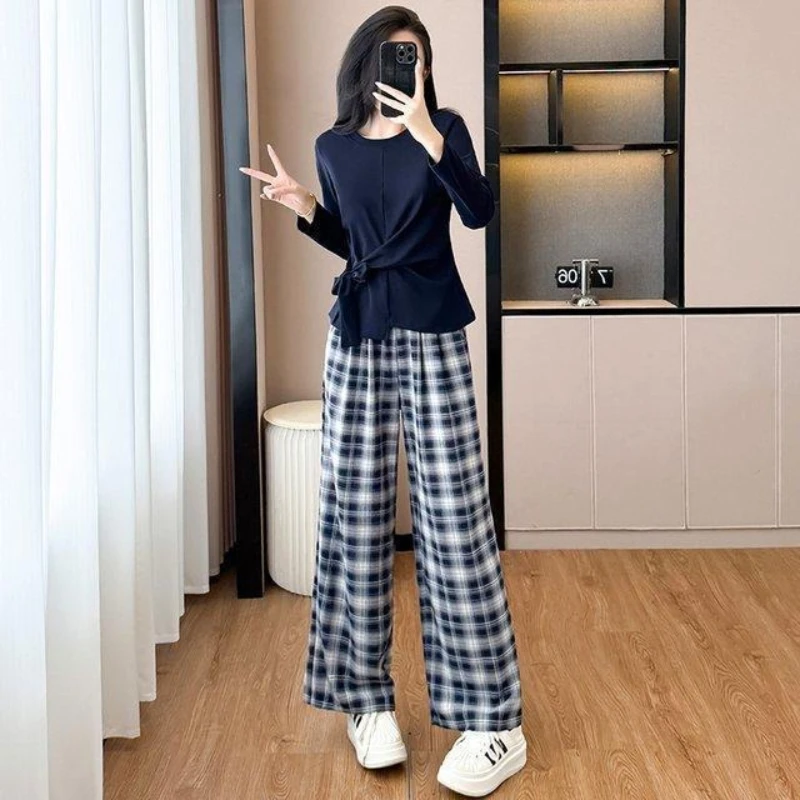 

Fashion set women 2025 new early autumn round neck design lace-up top+checkered contrasting wide leg pants two-piece set