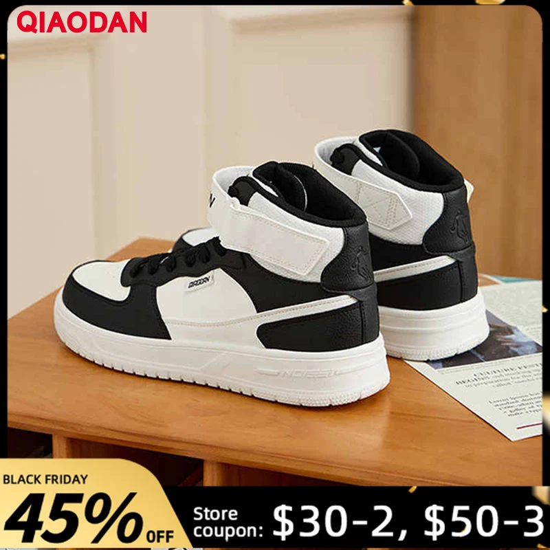 

QIAODAN Men's Skateboarding Shoes 2025 Autumn Fashion High-Top Fleece-Lined Sneakers Lightweight Warm Casual Shoes QXL053244524B