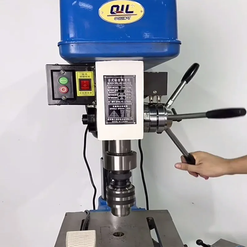 

LY M14 M18 Нарезной и сверлильный станок для нарезания резьбы Промышленный легкий рычаг Электроинструмент Диаметр отверстия для сверления 20 мм 25 мм с патронами